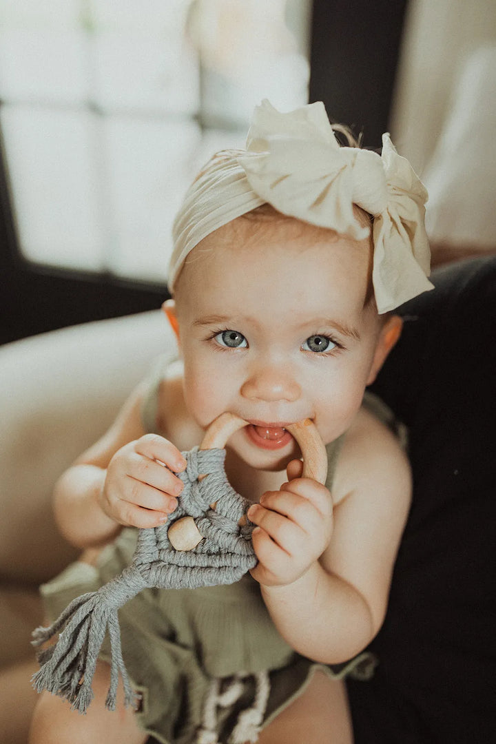 Hot Mess Nylon Headband in Ivory