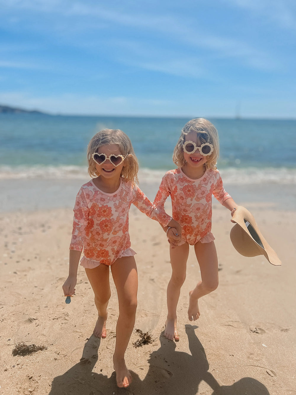 Matte Flower Sunnies in Cream