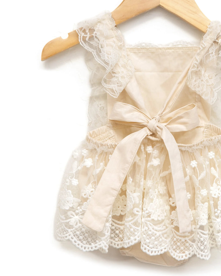 Everly Lace Romper in Ivory