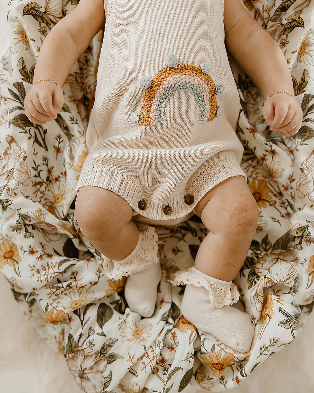 Cove Socks in Beige