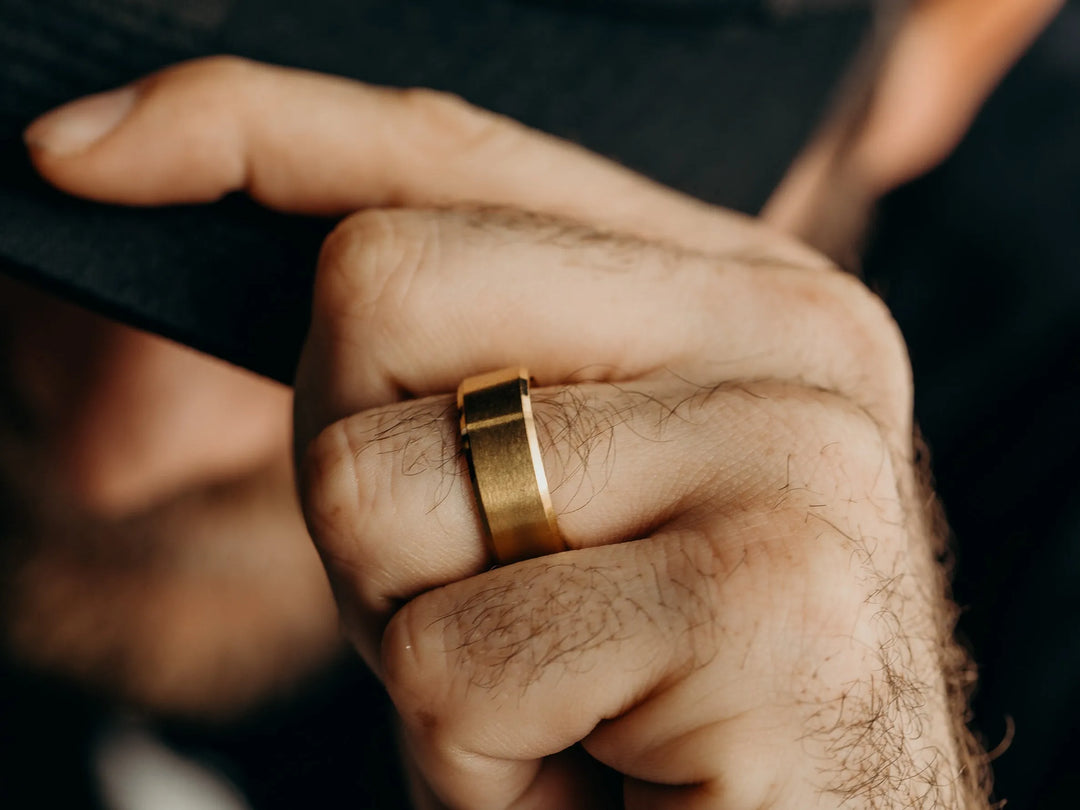 Men’s Ring in Brushed Gold