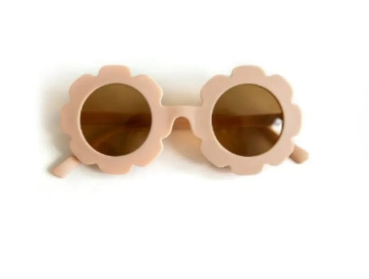 Matte Flower Sunnies in Peachy Pink