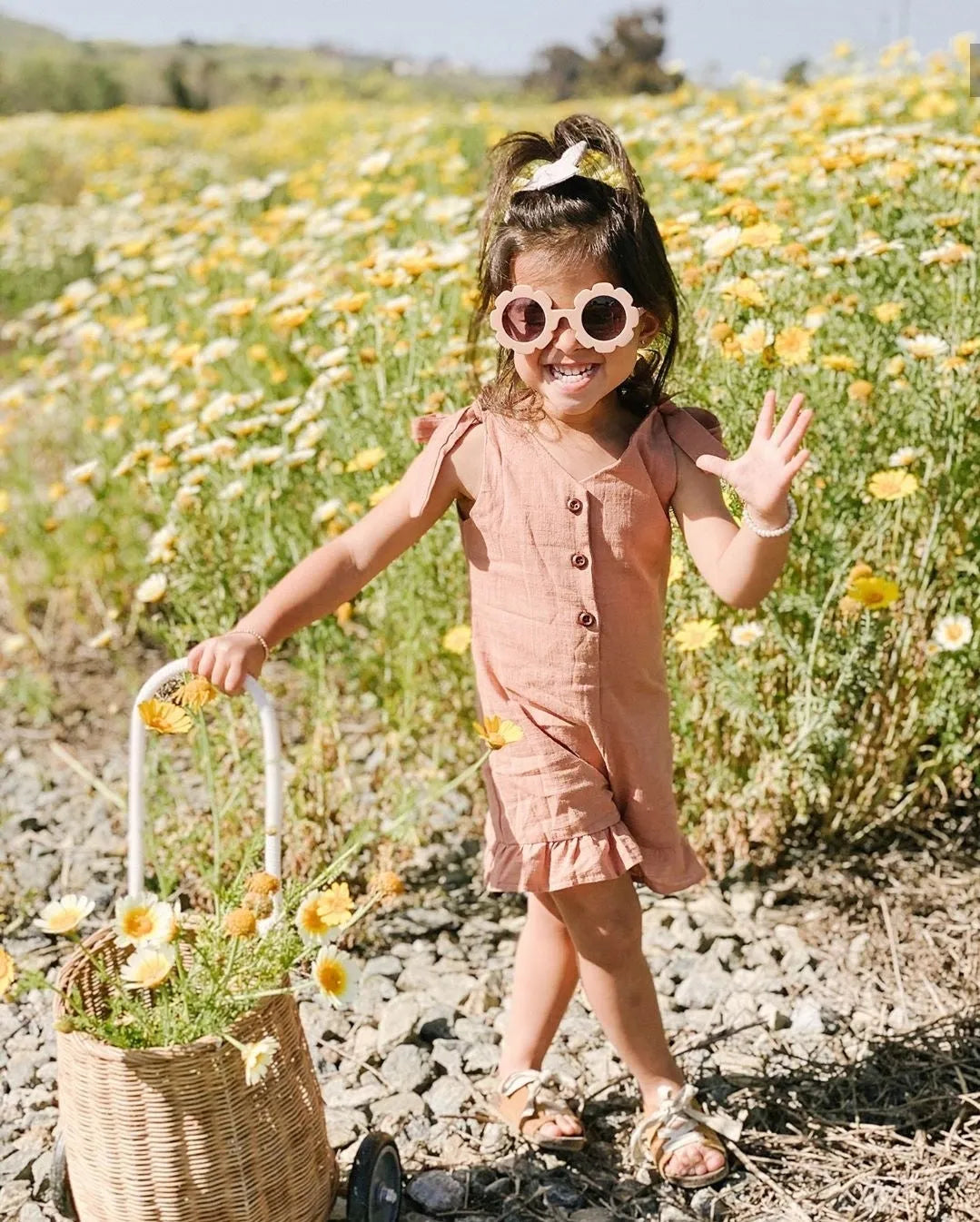 Flower Sunnies in Peachy Pink