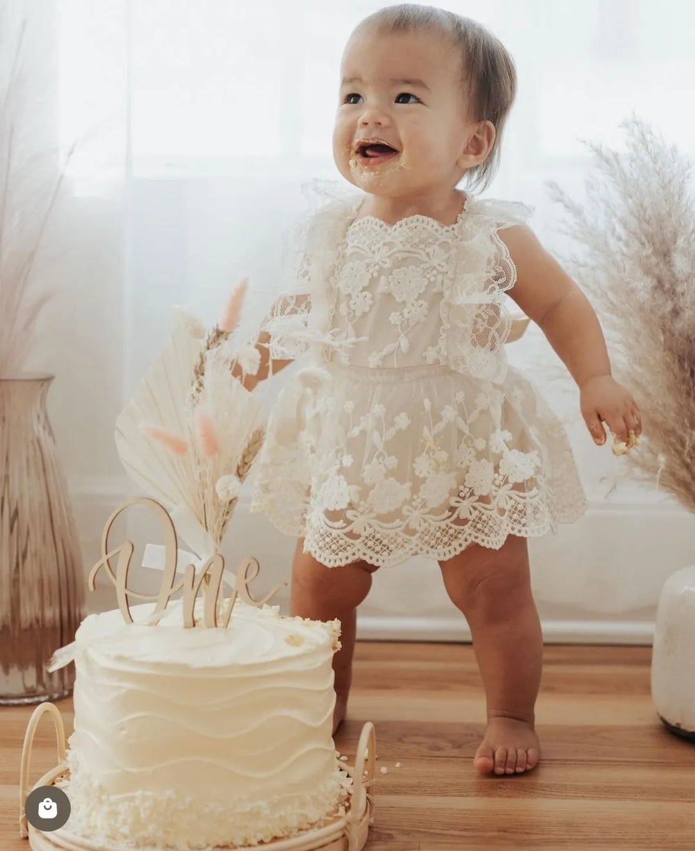 Everly Lace Romper in Ivory