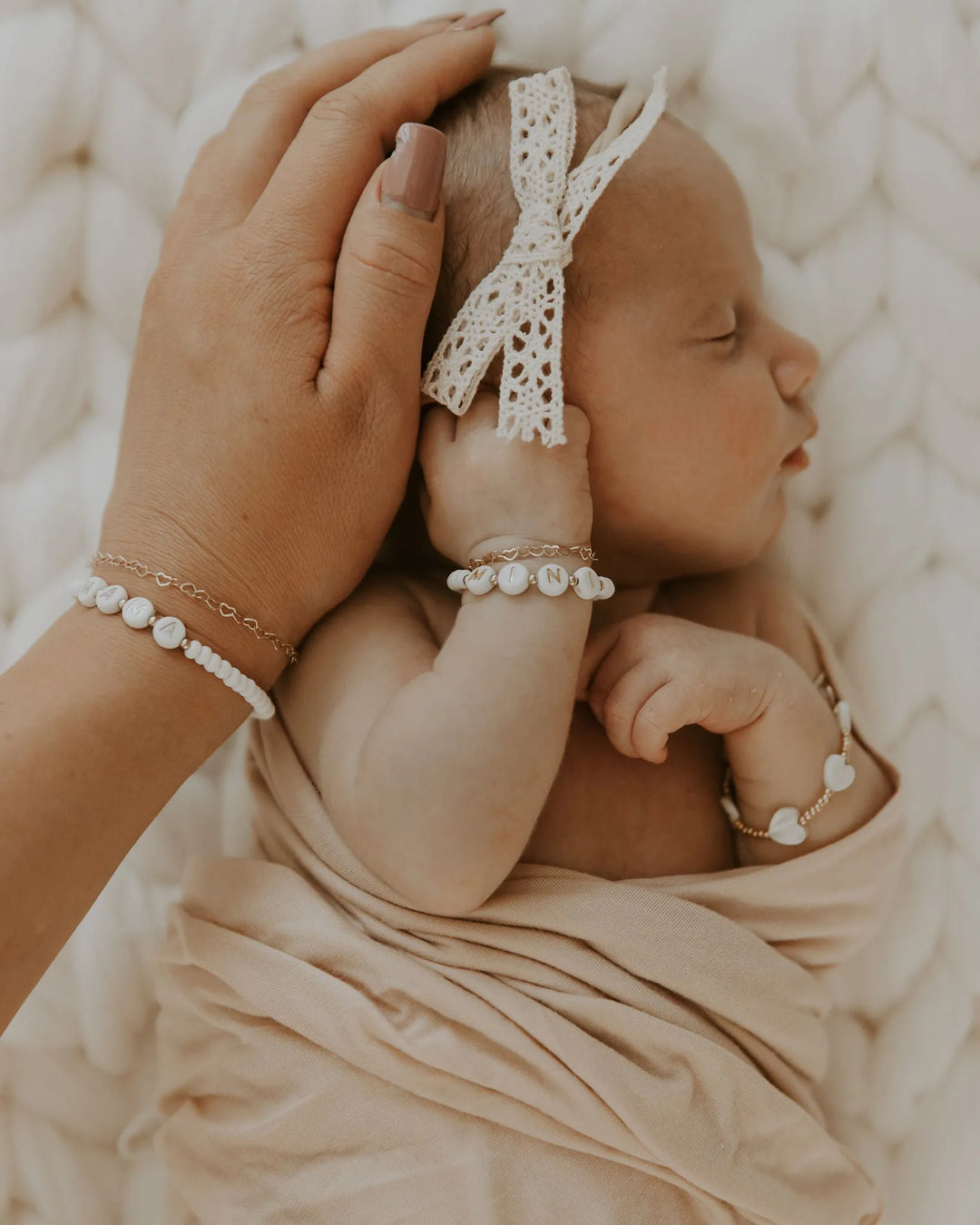 Personalized Name Mommy & Baby Bracelet in White Beads